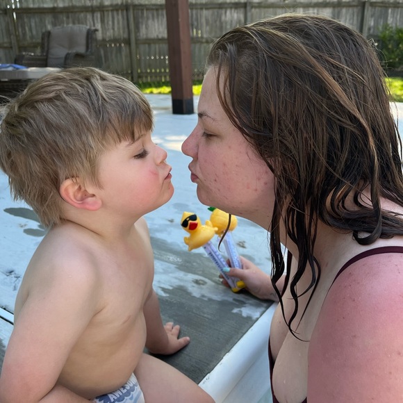 Meet your Posher, Jazmine - Picture 4 of 6